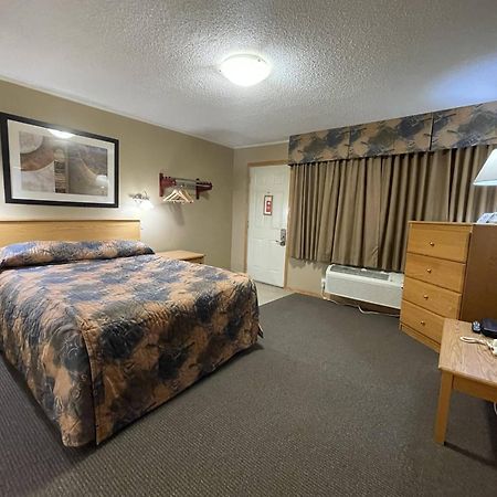 Best Maple Inn - Drayton Valley Εξωτερικό φωτογραφία